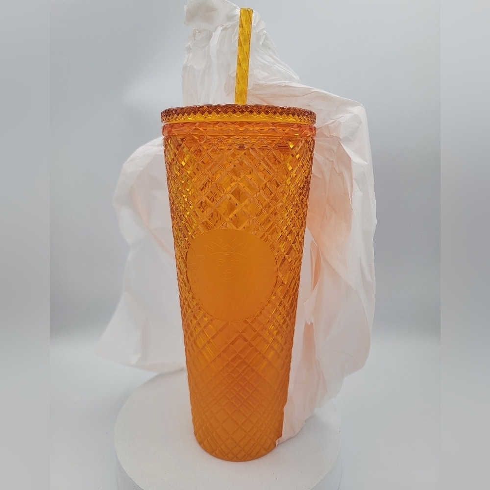 New Starbucks Summer 2022 Mango Ombre Jewelled Cold Tumbler, NWT.